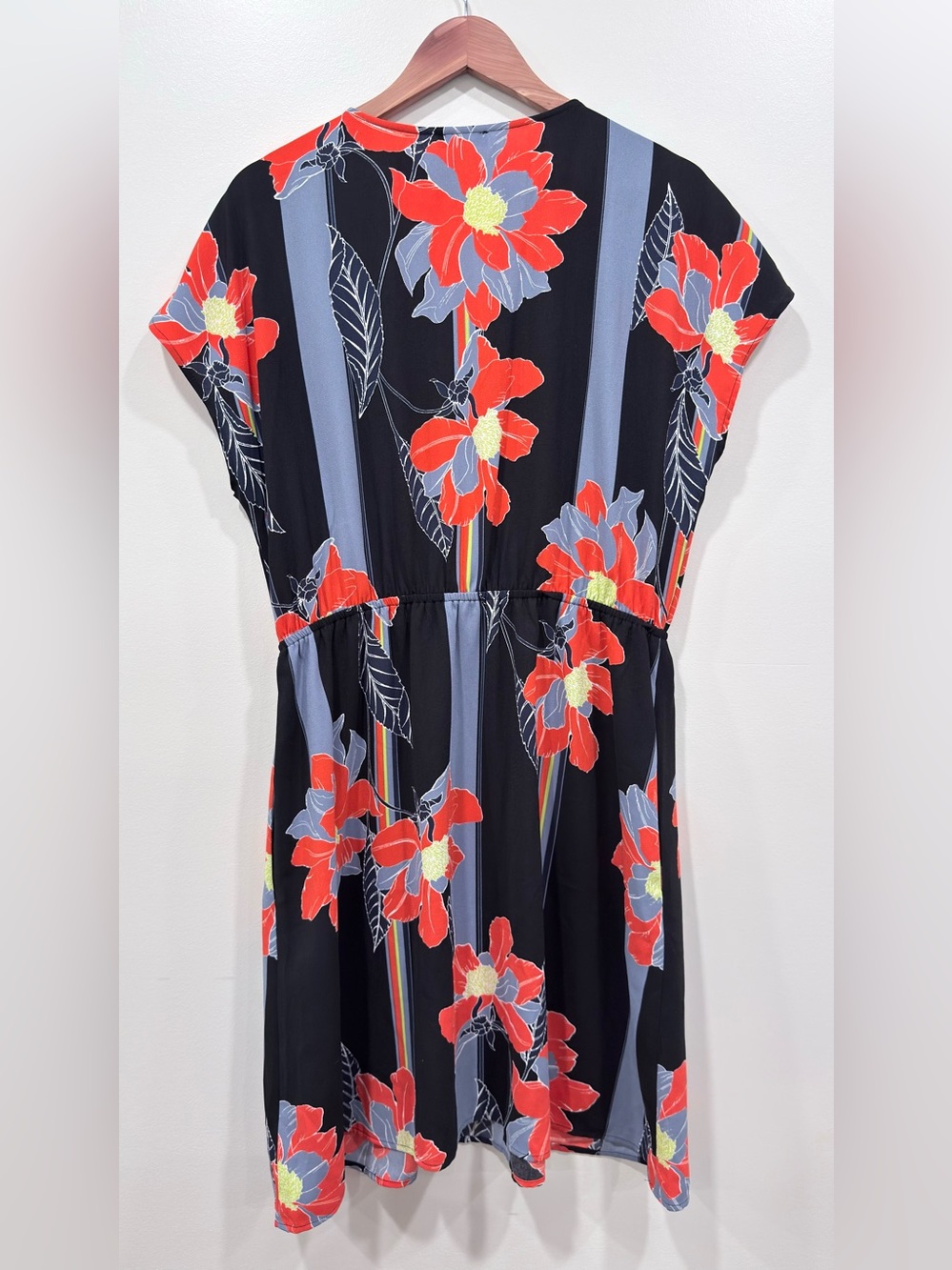 Halogen Floral V-Neck Black Dress with Orange-Red Blooms - Picture 3 of 6